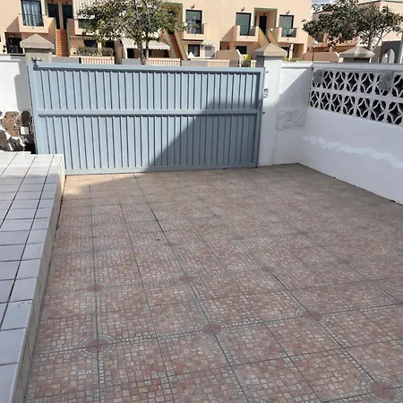 Beautiful With Pool And Wifi * طوستا ديل سيلونثيو