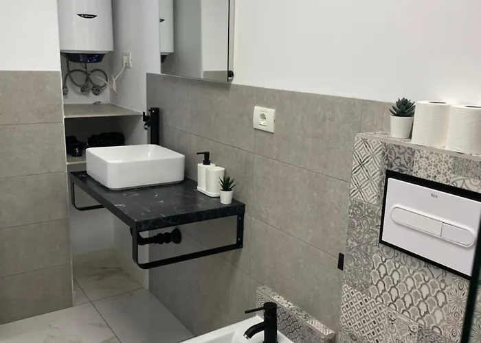 Beautiful With Pool And Wifi